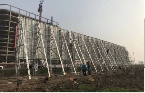  东兴凯创教你怎样选择户外广告牌的最佳位置
