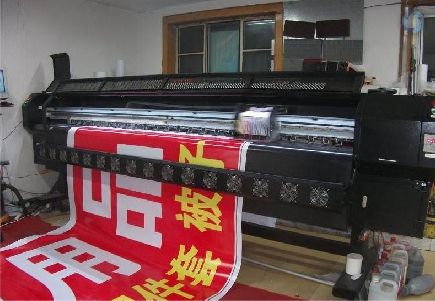  东兴喷绘广告分辨率是多少？